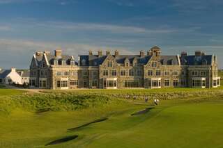 Курортные отели Trump International Golf Links & Hotel Doonbeg Ireland Дунбег Premier Three-Bedroom Suite with Courtyard View-1
